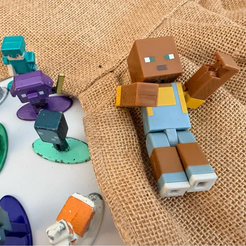 Mojang Minecraft Mini Metal Figures Jada Toys Inc. Lot Of 27 Used People Animals